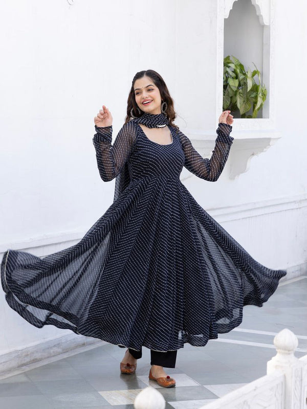Floral Printed Knee Length Elbow Length Sleeves Round Neck Kurti And Palazzo Set With Net Dupatta (Black) - Hiral Fashion