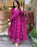 Thumbnail for Women's Floral Printed Knee Length Flared Rayon Kurti And Palazzo Set With Printed Cotton Dupatta (Purple) - Hiral Fashion - Distacart