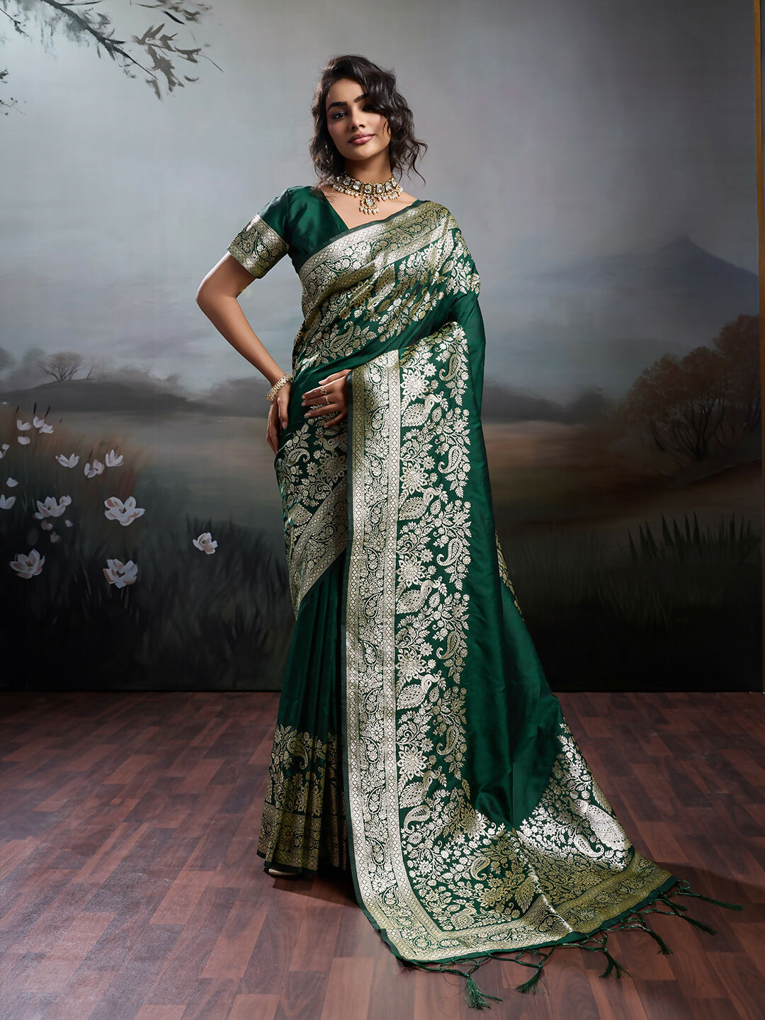 Shree Shyam Fashion Dark Green Silk Blend Saree - Distacart