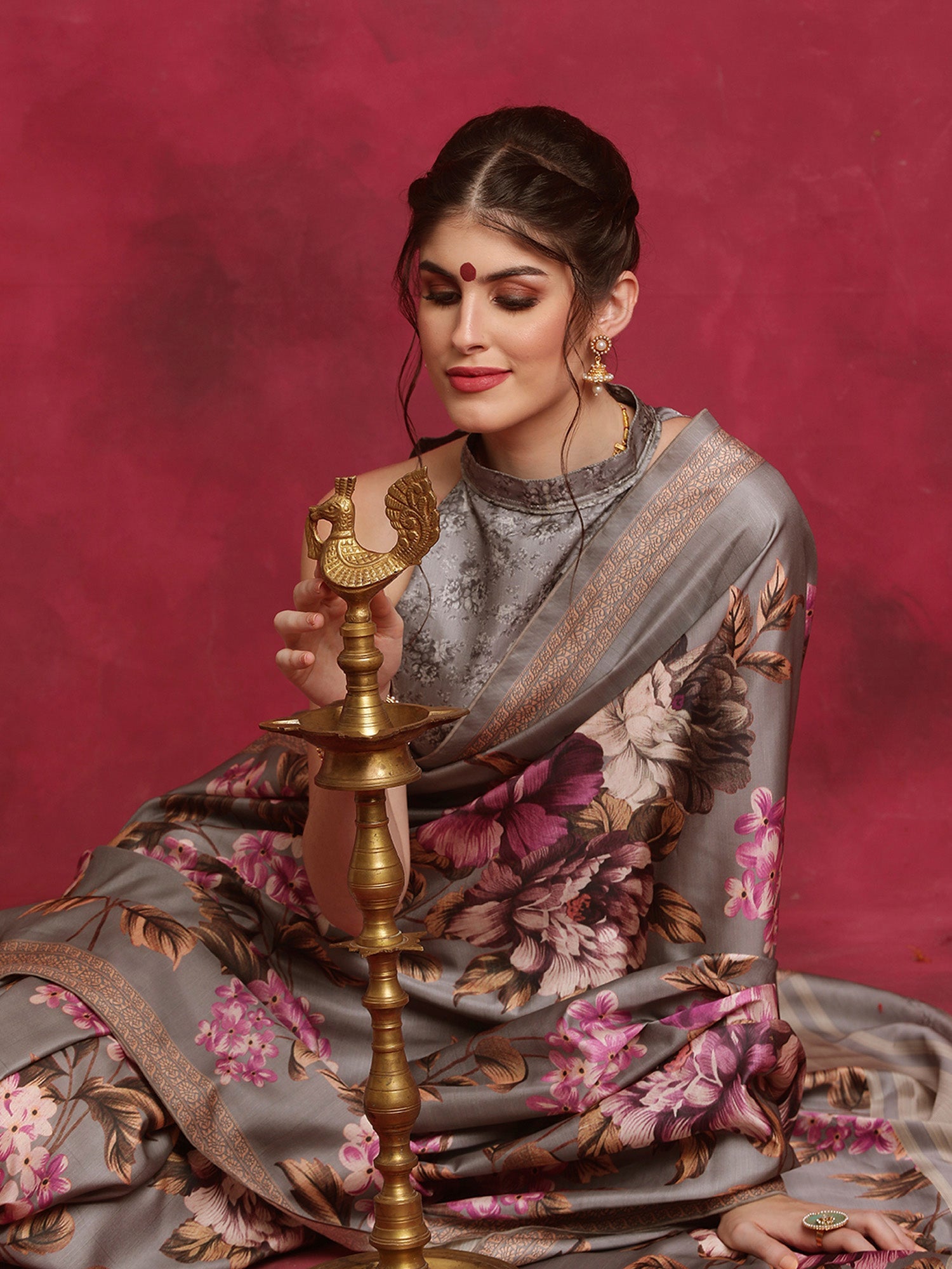 NOZ2TOZ Women's Cotton Blend Grey Printed Designer Saree With Blouse Piece - Distacart