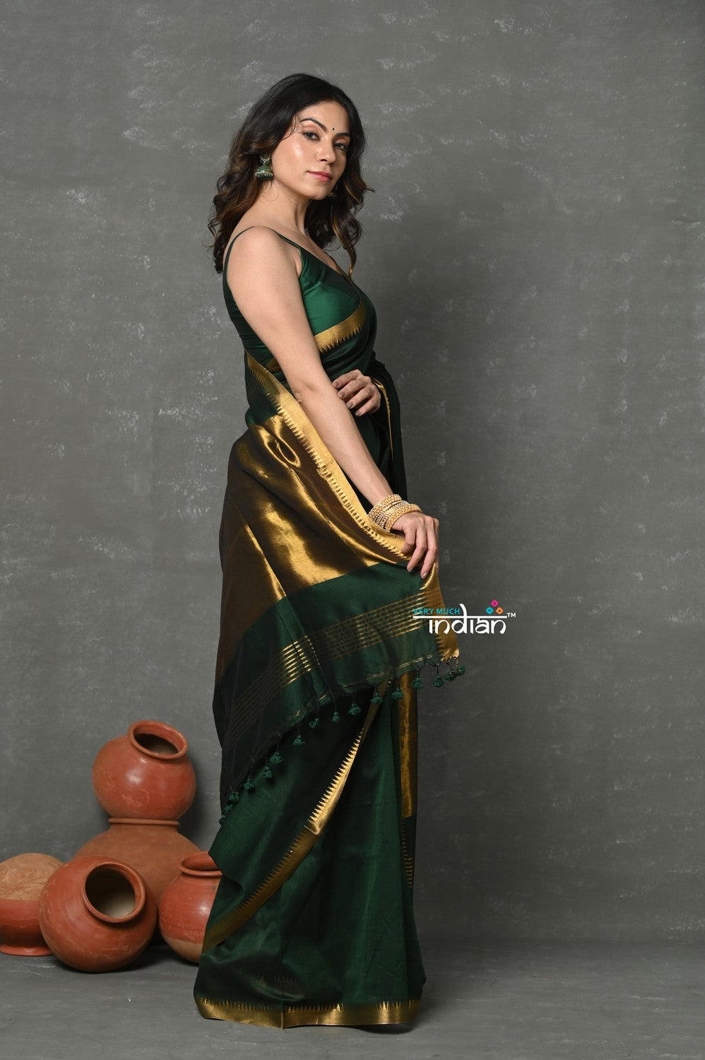 Very Much Indian ! High Quality Pure Mul Cotton Handloom Saree - Dark Green - Distacart