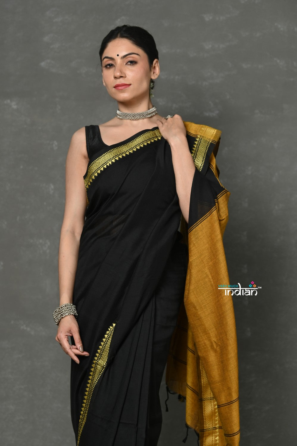 Very Much Indian Tyohaar - Pure Mul Cotton Handloom Saree - Black - Distacart
