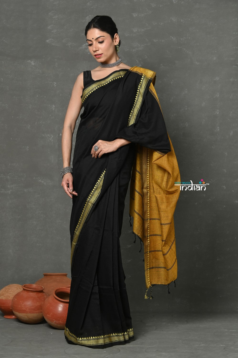 Very Much Indian Pure Mul Cotton Handloom Saree - Black - Distacart