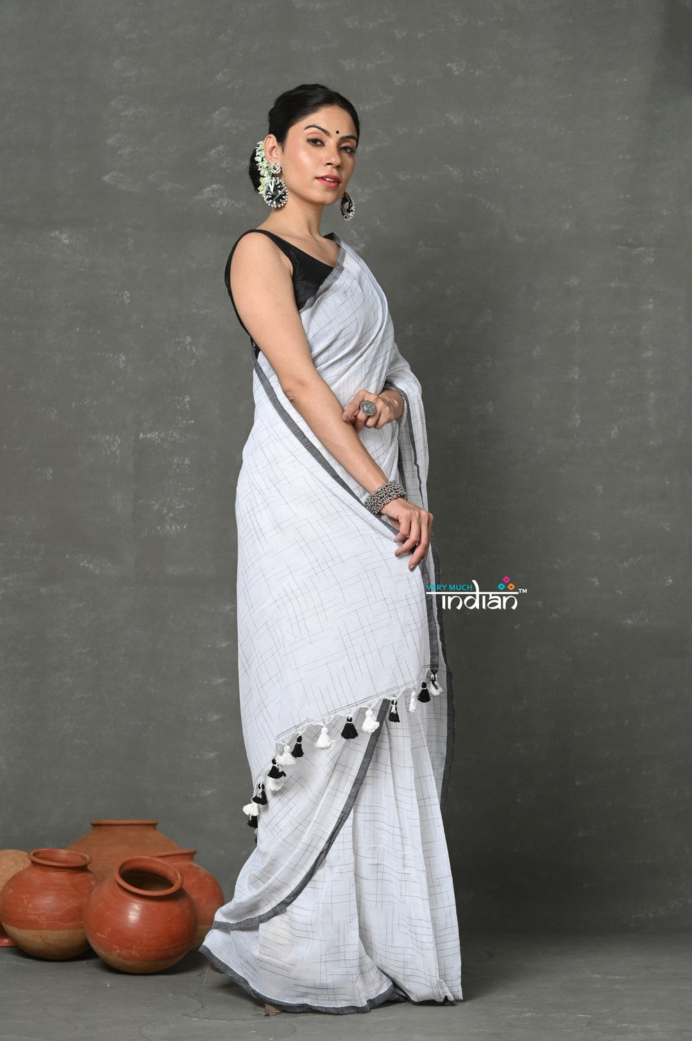 Very Much Indian Tyohaar - Mul Cotton Khadi Design Handloom Woven Saree - White - Distacart