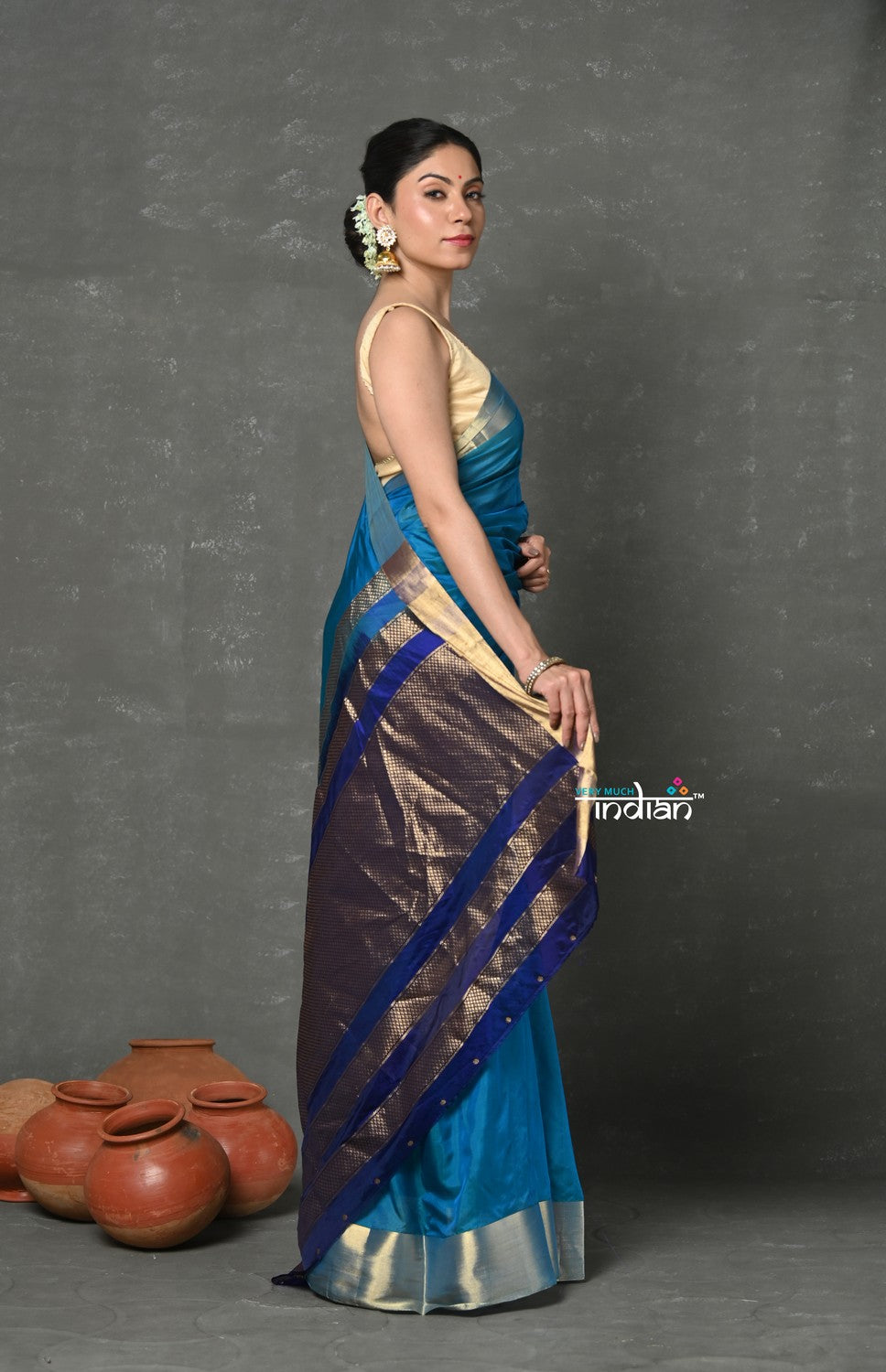 Very Much Indian Handloom Pure Cotton Silk Saree With Golden Border - Blue - Distacart