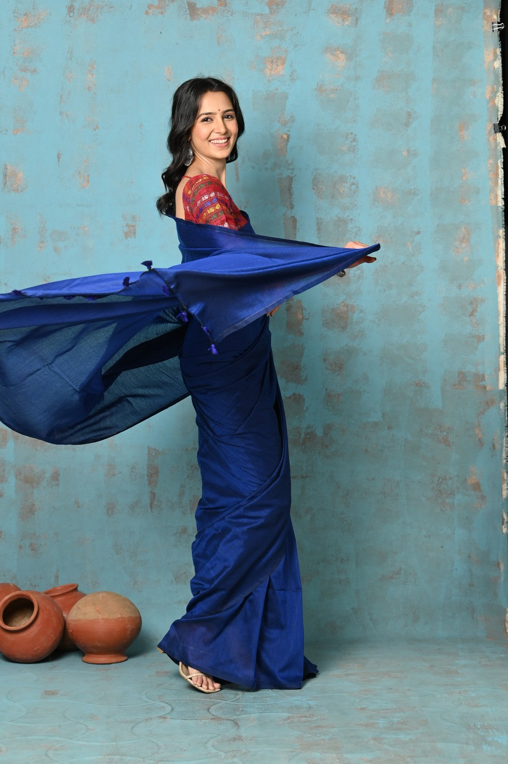 Very Much Indian Tyohaar - Mul Cotton Handloom Woven Saree - Navy Blue - Distacart