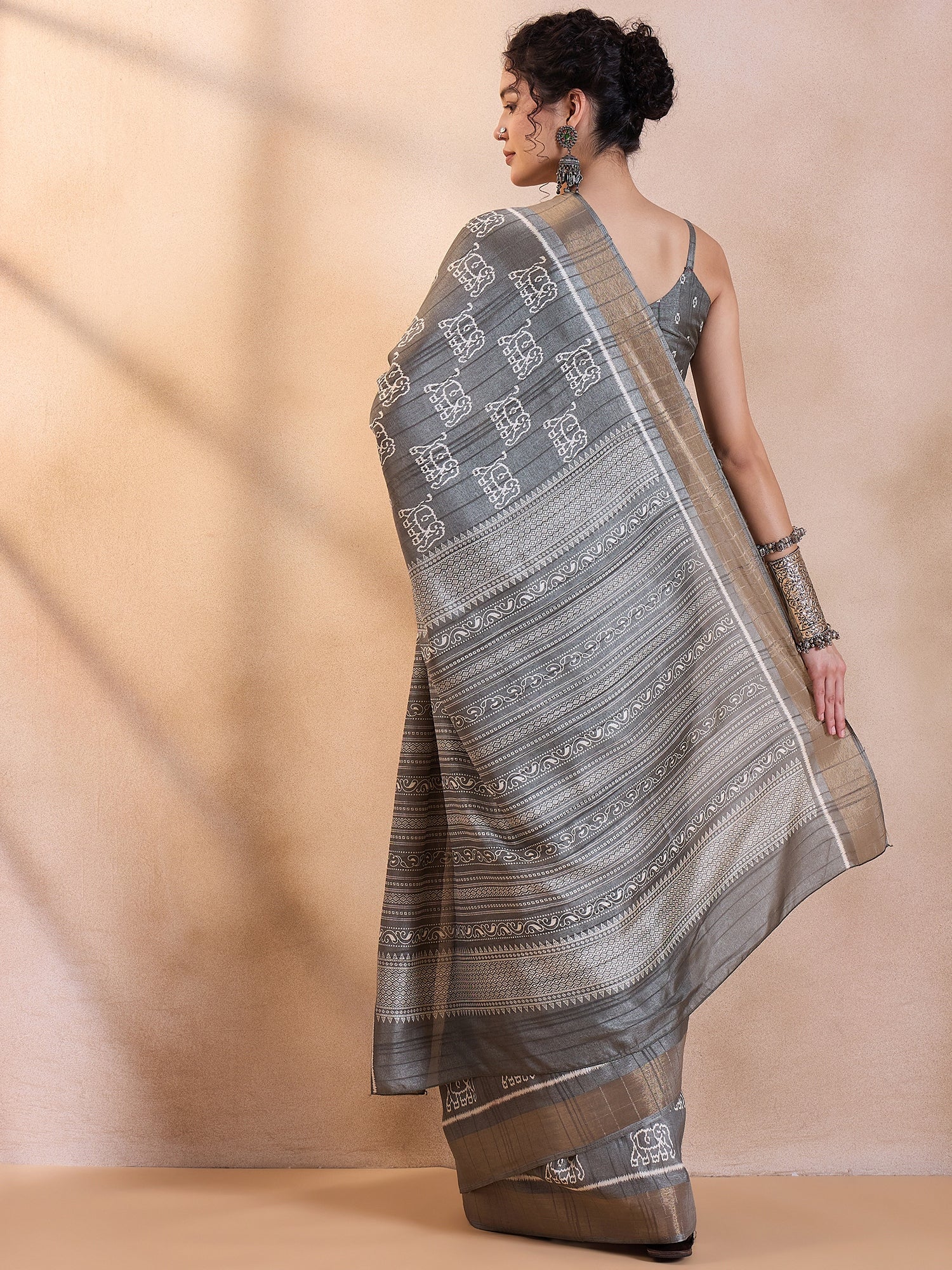 NOZ2TOZ Women's Silk Blend Grey Printed Designer Saree With Blouse Piece - Distacart