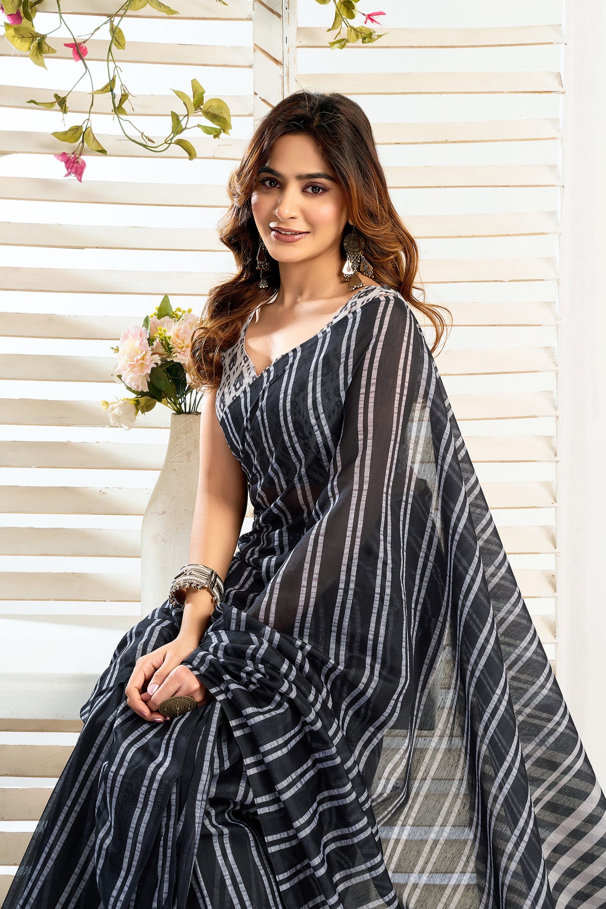 Elora Black & White Linen Striped Printed Ready To Wear Saree