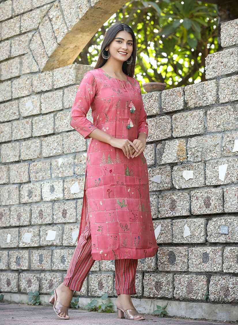 Kaajh Women's Pink Floral Printed Modal Silk Kurta Pant Set - Distacart