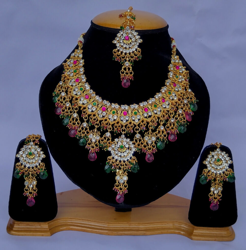 Joban Fashion Hand Made High Quality Gold Plated Base Metal Alloy Kundan Stone Studded Kundan Jewellery Set