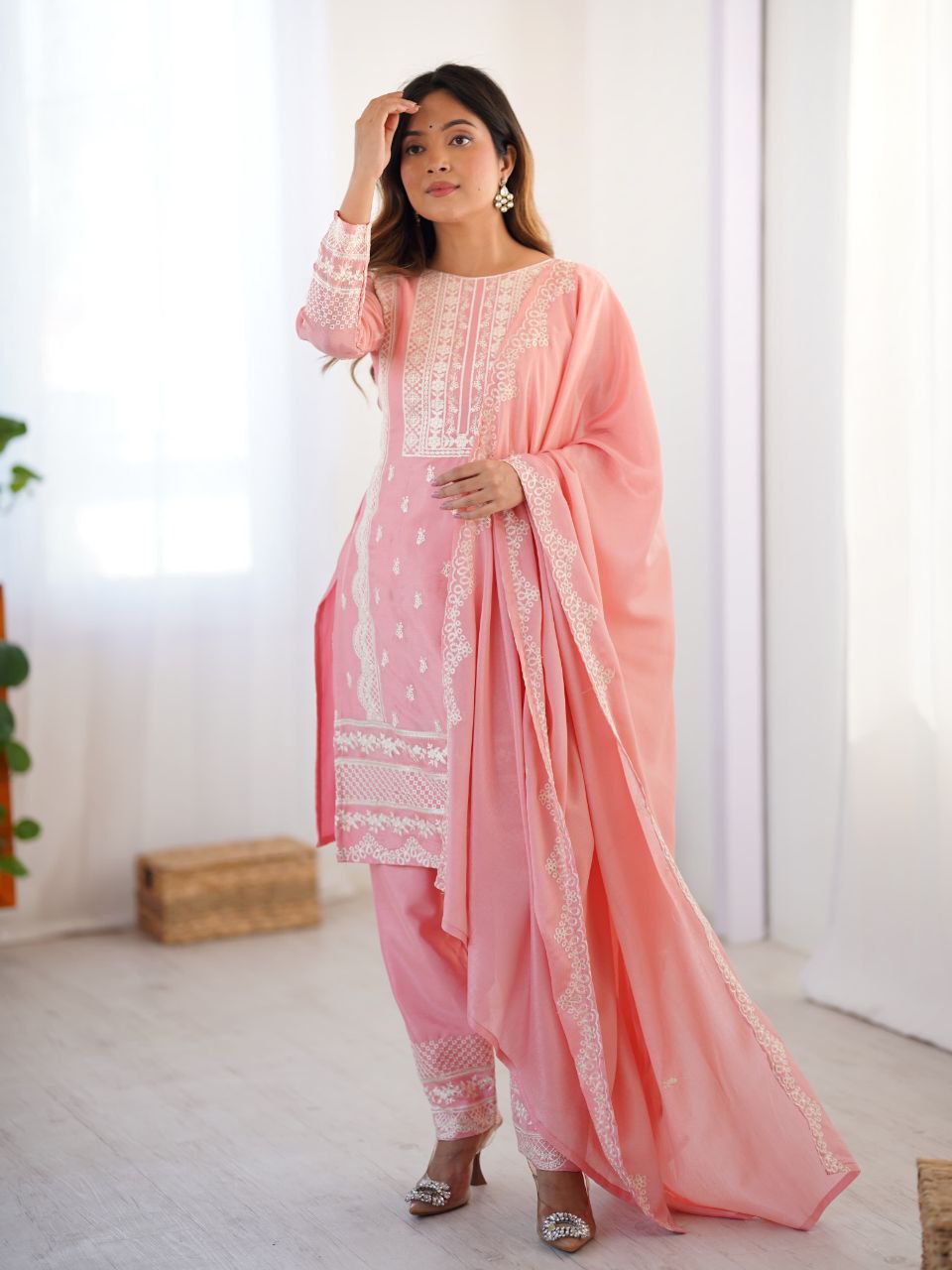 Prazu Fashion Baby Pink Chinon Silk Embroidered Salwar Suit
