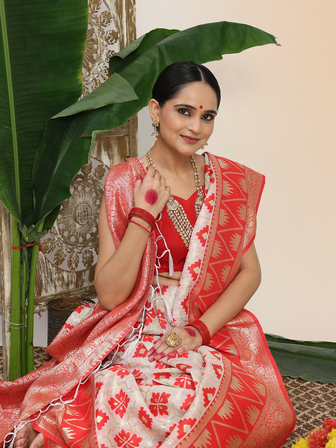 Astita Linen Cotton Red & White Saree