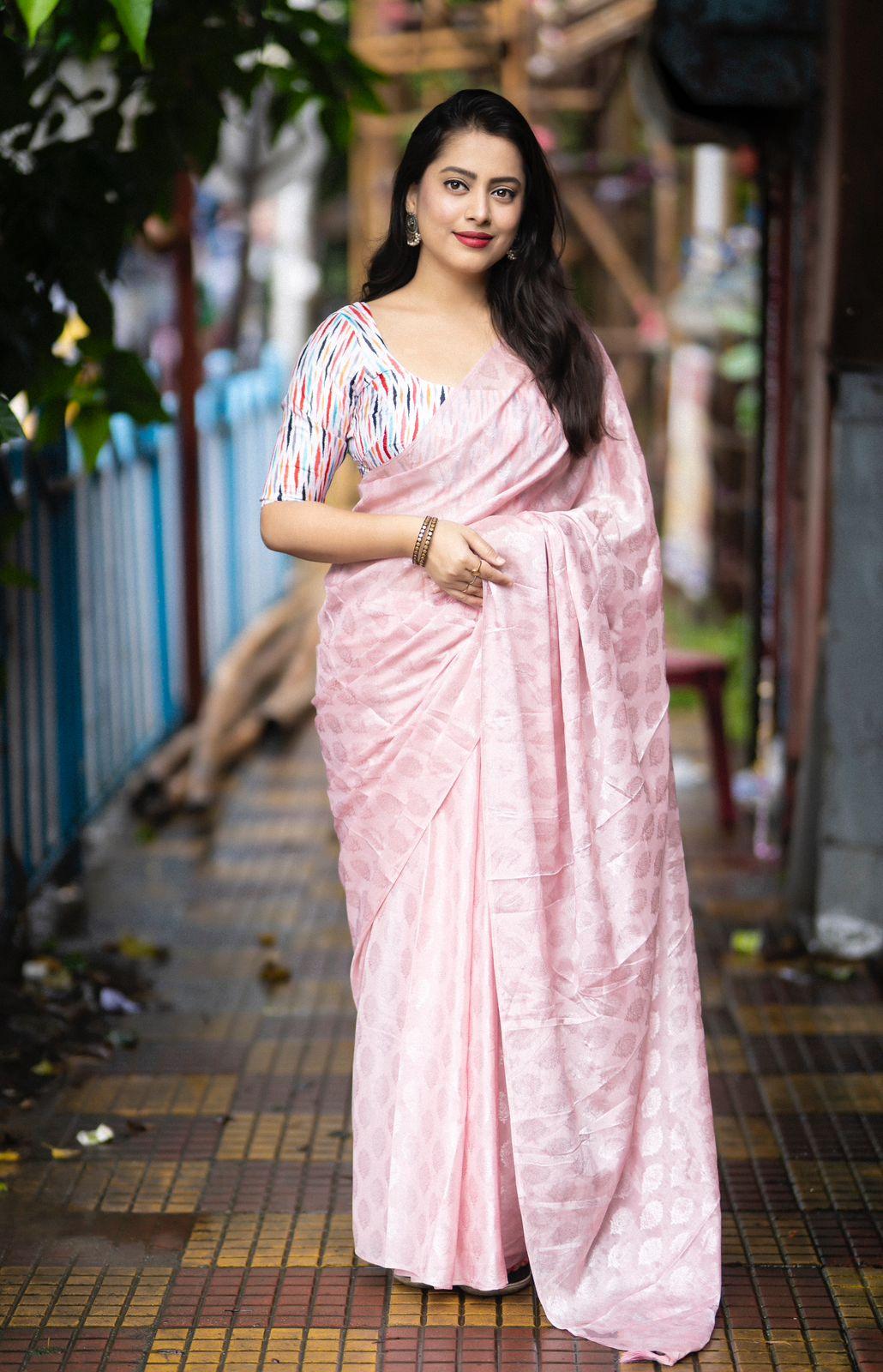 Pink Poly Crepe Ethnic Motifs Saree with Unstitched Blouse - Hiral Fashion - Distacart