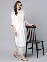 Thumbnail for Ahalyaa Women Offwhite Pure Cotton Printed Kurta With Trousers - Distacart