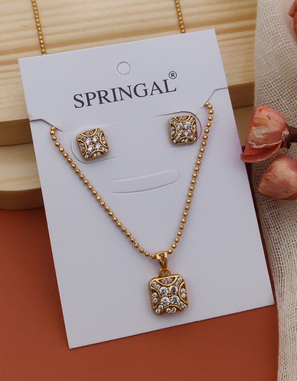 Fancy Gold-Polished Partywear Chain And Pendant Set By House of Ree - Distacart