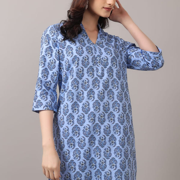 Jaitra Apparels Women Printed Pure Cotton Straight Kurta (Sky Blue)