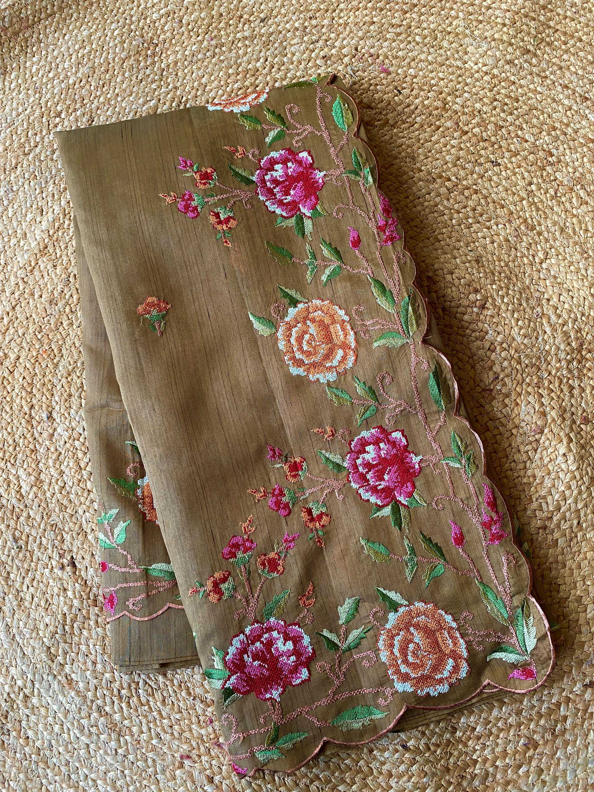 Mameraa Sarees Brown Matka Silk Saree With Heavy Floral Embroidery Border With Running Blouse-Brown - Dista