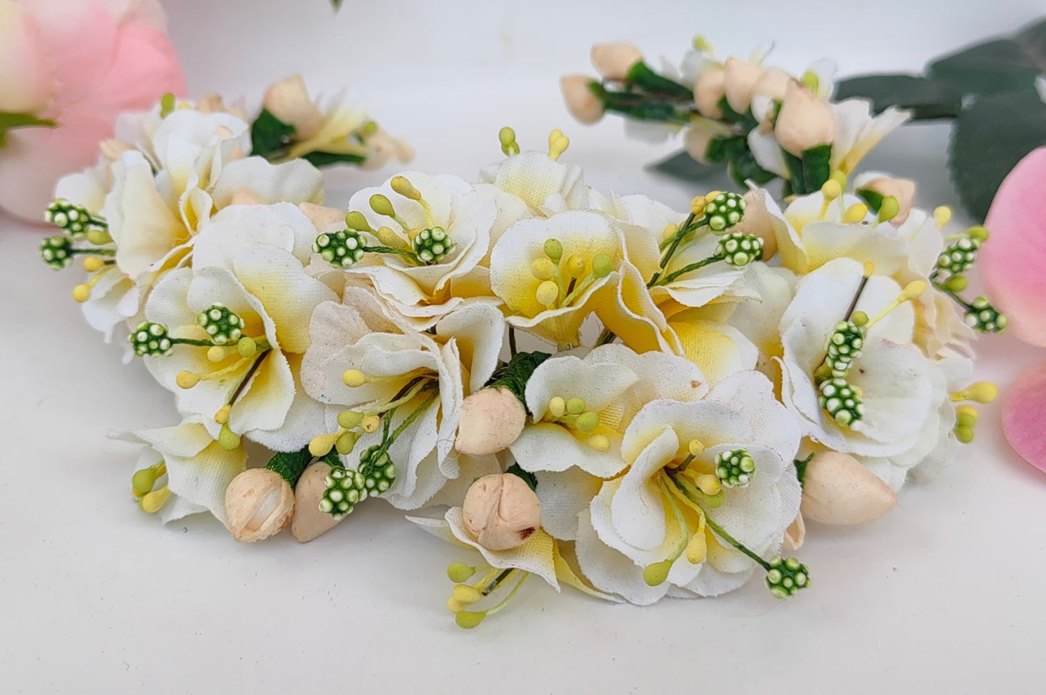 White Trendy Bridal Hair Accessories - Distacart