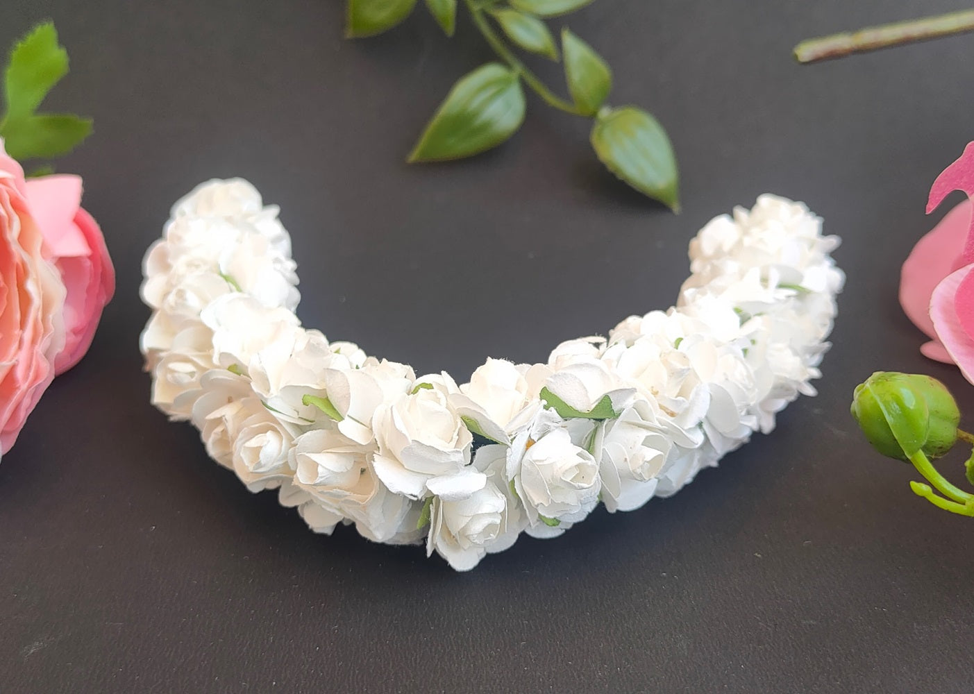 White Rose Gajra - Distacart