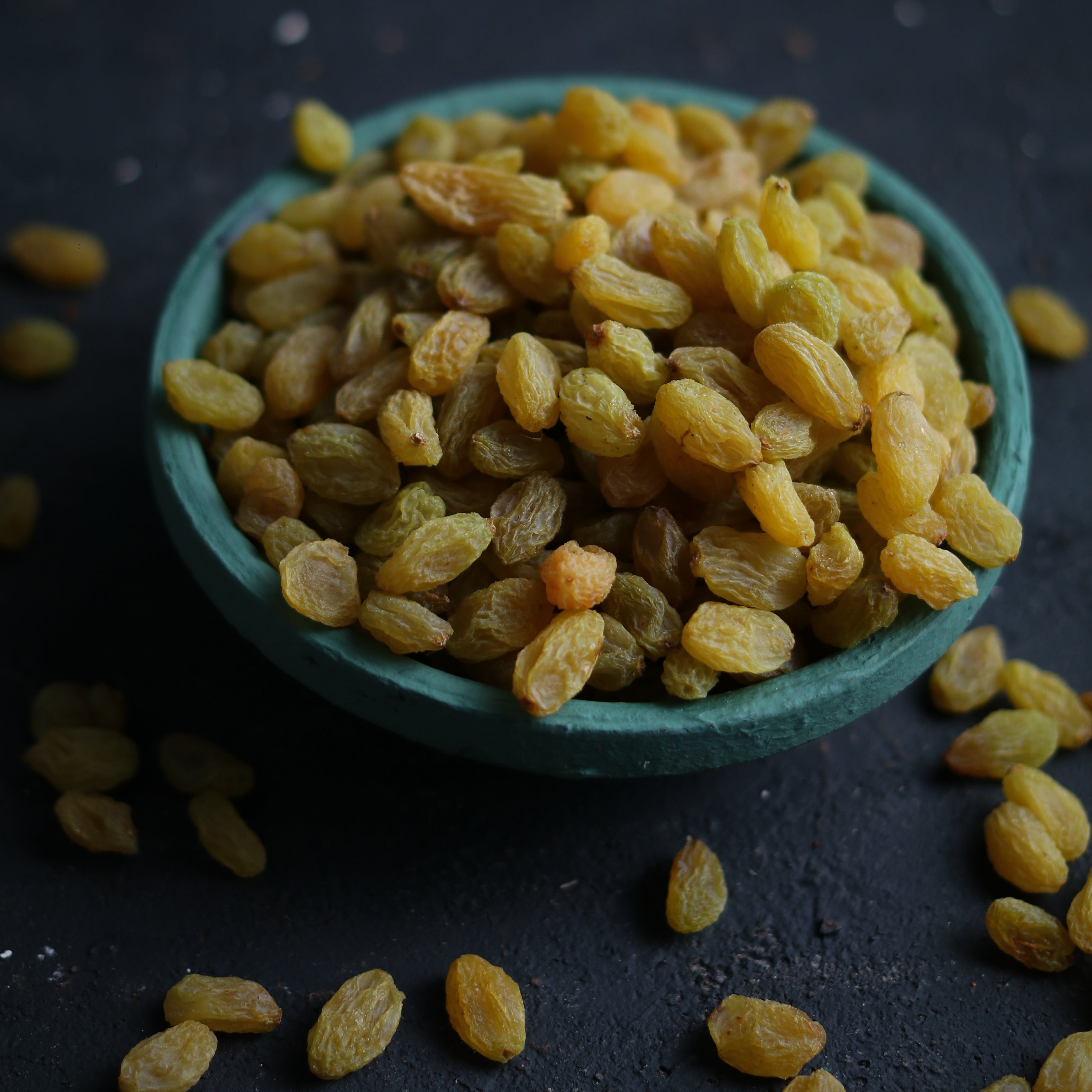 Almond House Kismiss