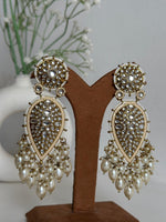 Thumbnail for Beige Kundan Drop Earrings By House of Ree - Distacart