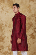 Thumbnail for Bluesaanchi Men's Maroon Banarasi Silk Kurta Set - Distacart