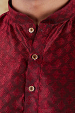 Thumbnail for Bluesaanchi Men's Maroon Banarasi Silk Kurta Set - Distacart