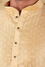 Thumbnail for Bluesaanchi Men's Cream Banarasi Silk Kurta Set - Distacart