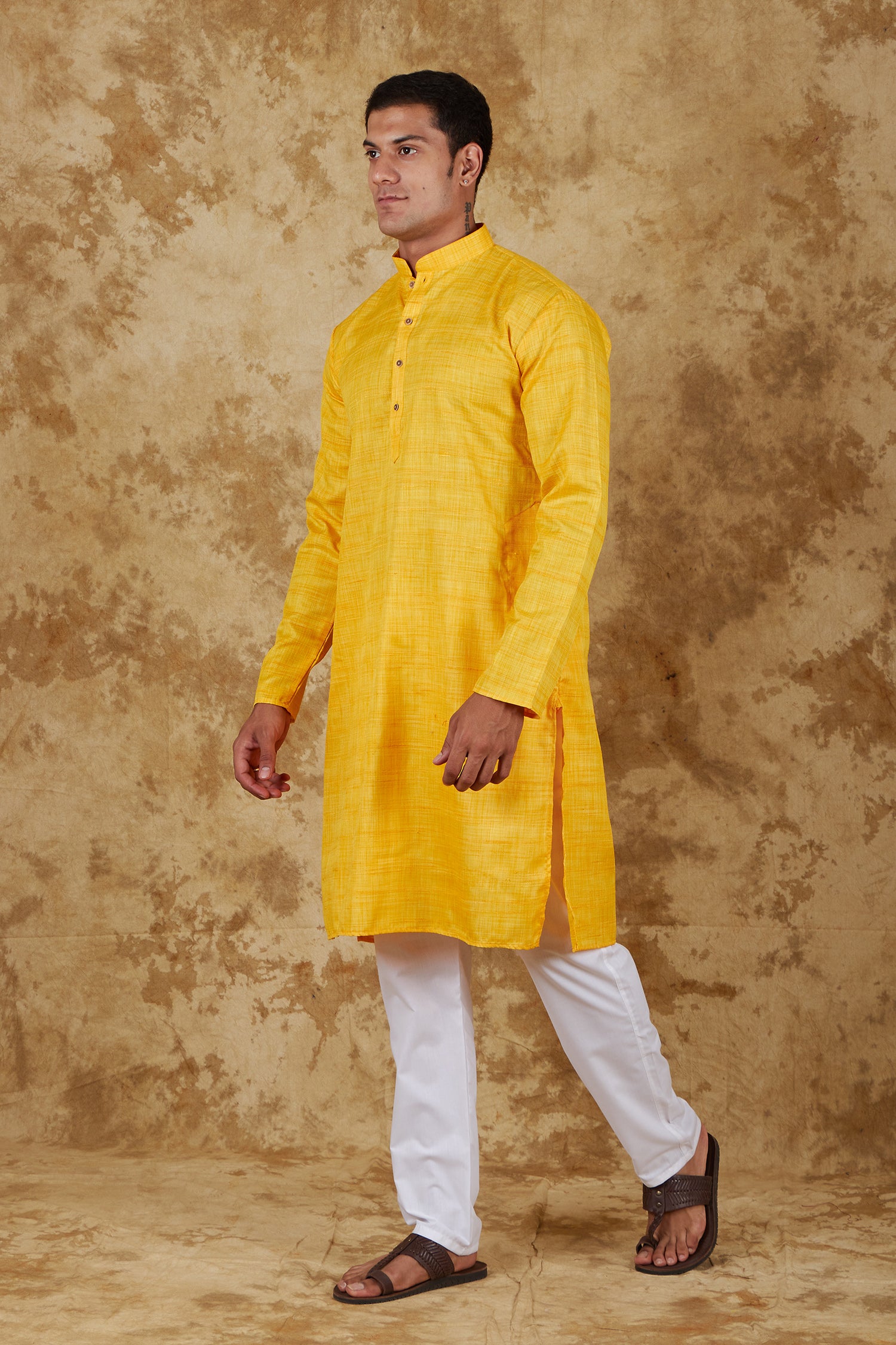 Bluesaanchi Men's Yellow Textured Kurta Set - Distacart