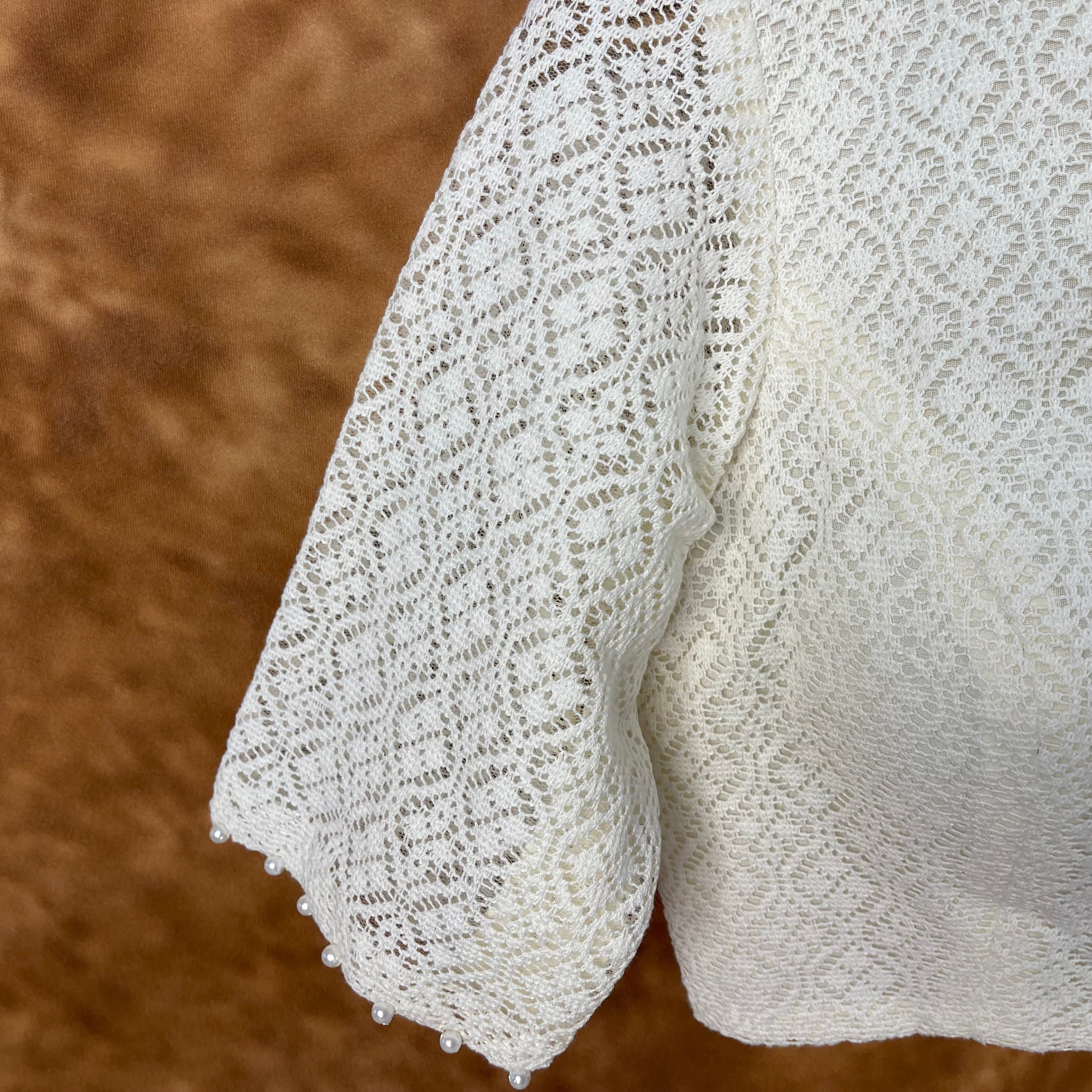 Radiant Glow Cream Coloured Cotton Less Ready to Wear Blouse - kapda Tailor - Distacart
