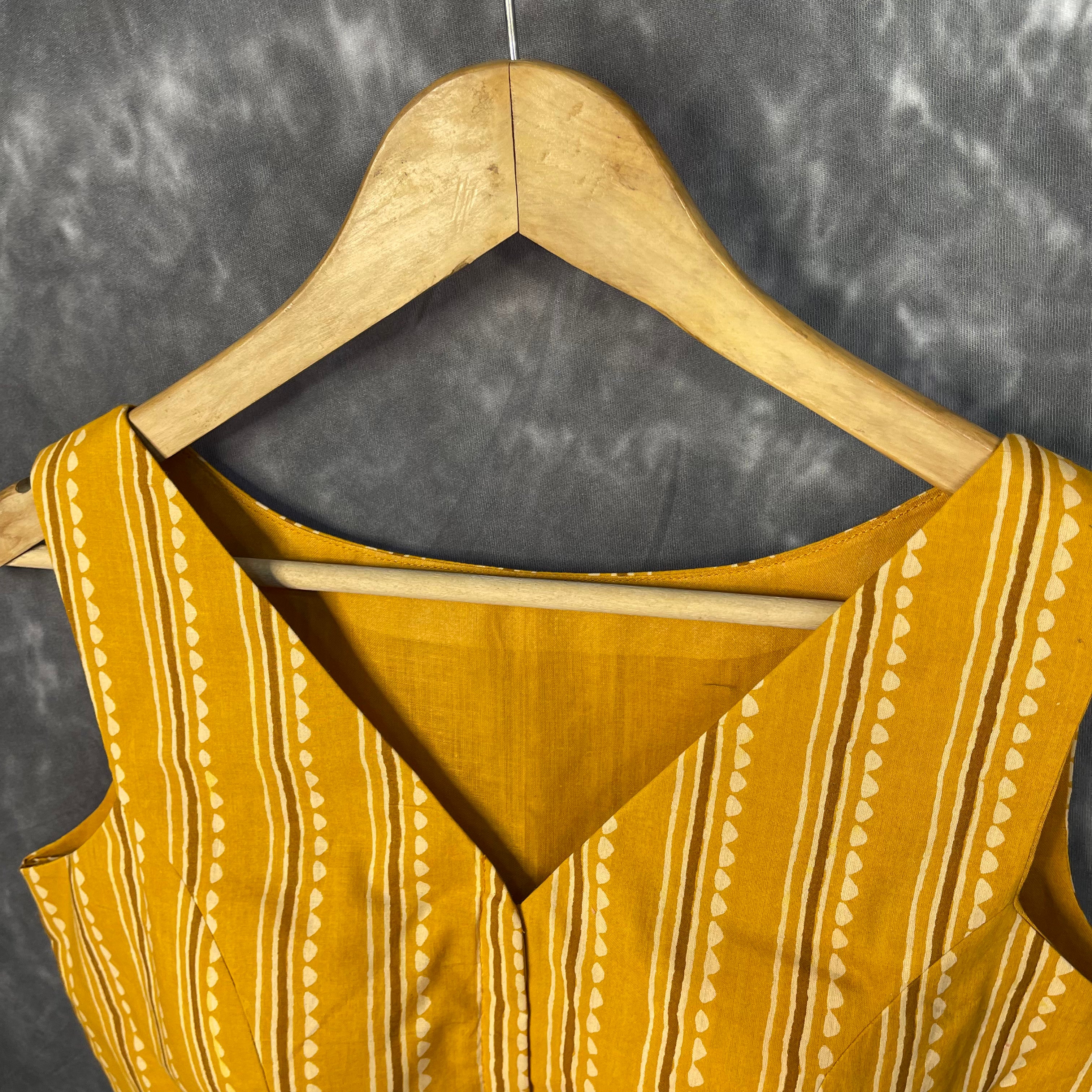 Ujla Savera Orange Coloured Cotton Printed Ready to Wear Blouse - kapda Tailor - Distacart