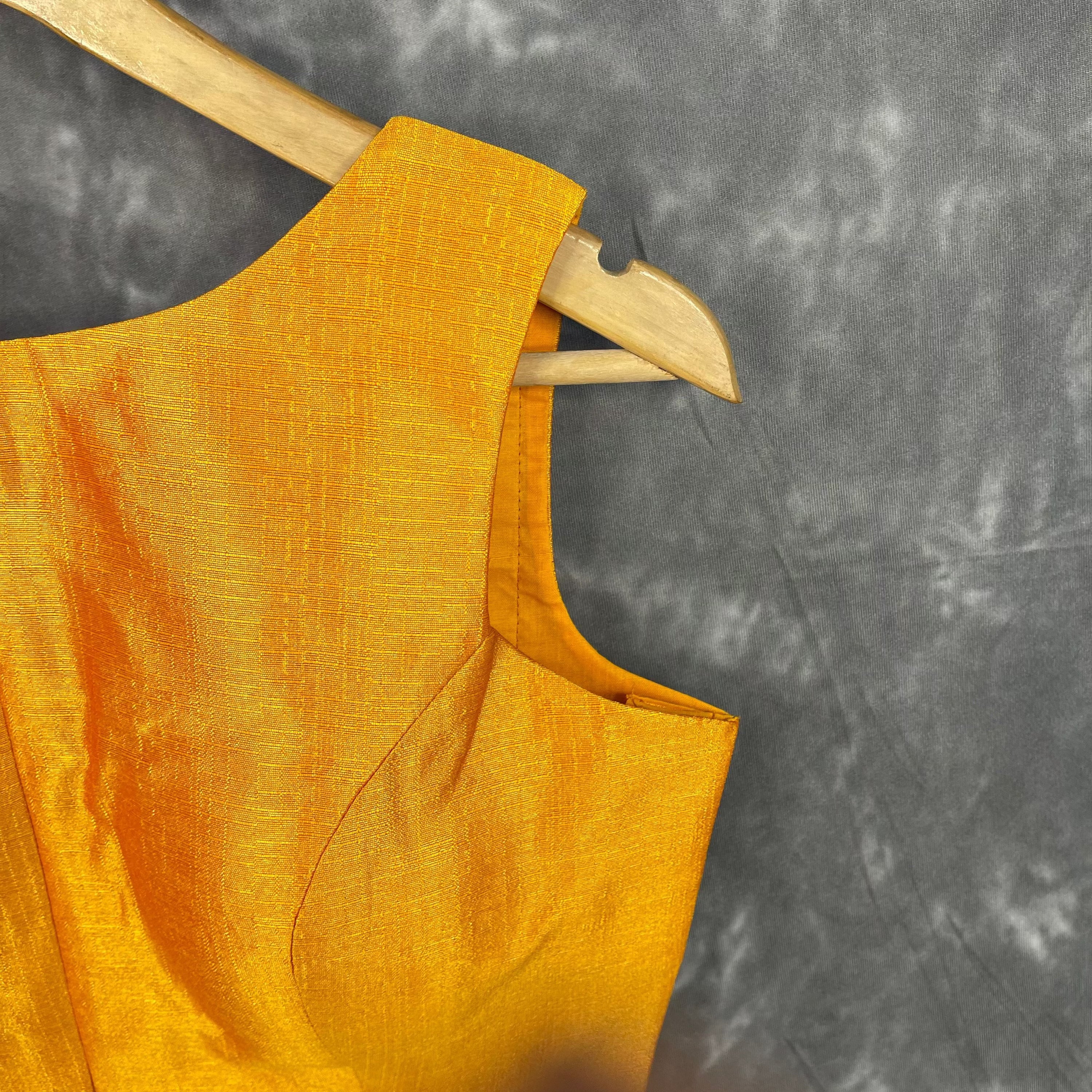 Mangalore Madness Orange Coloured Mangalore Isik/Khan Border Ready to Wear Blouse - kapda Tailor - Distacart