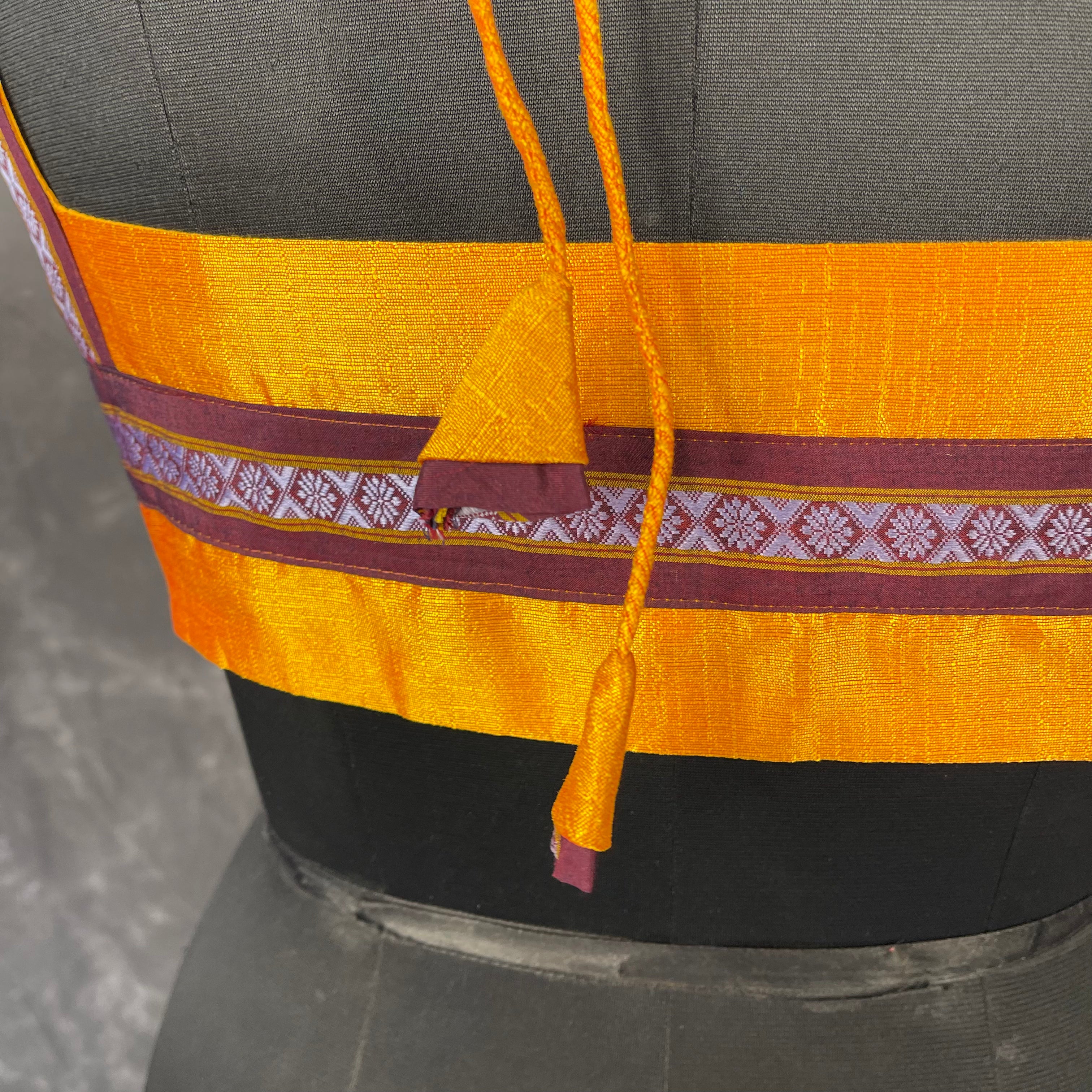 Mangalore Madness Orange Coloured Mangalore Isik/Khan Border Ready to Wear Blouse - kapda Tailor - Distacart