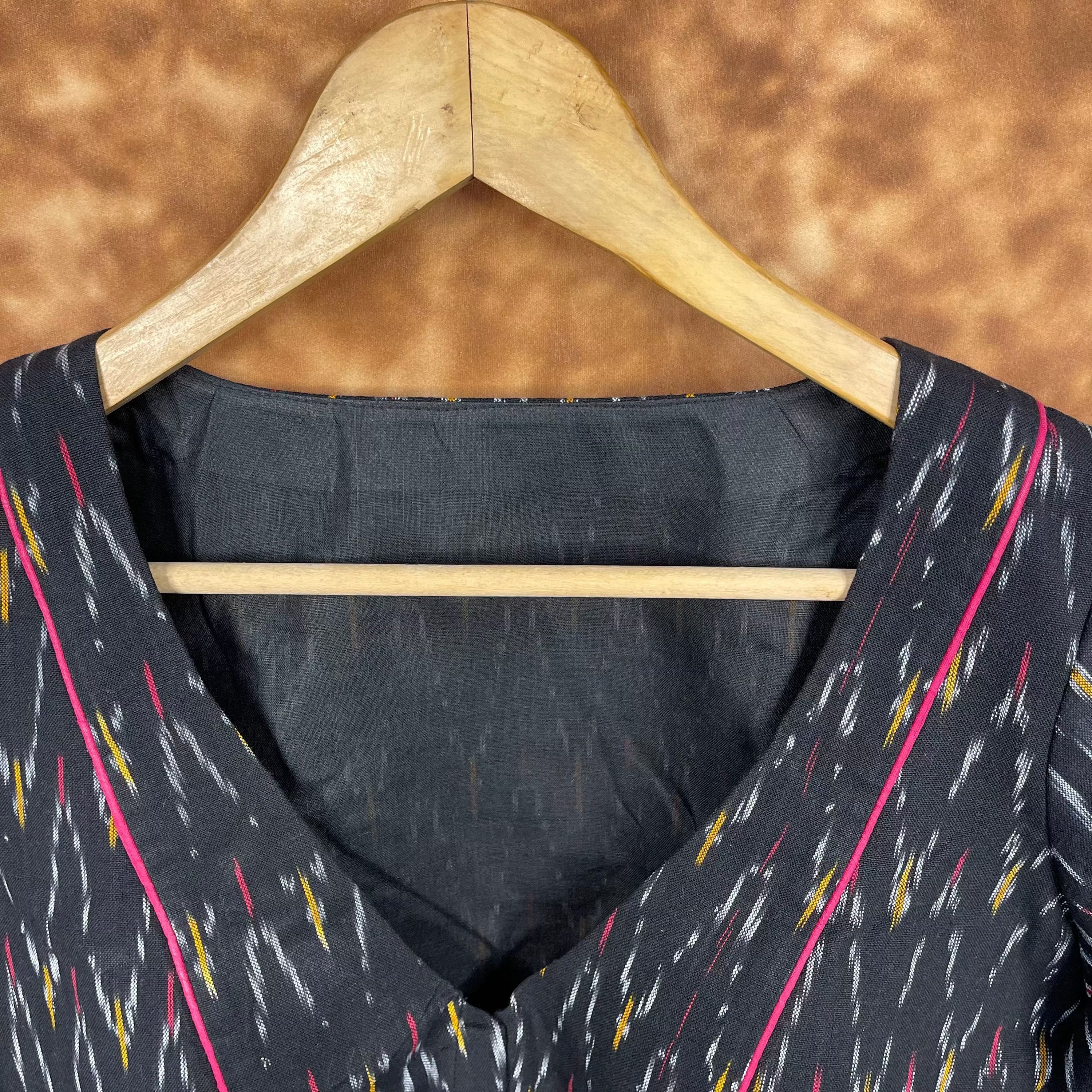 Ikat Riwayaat Black Coloured Ikat Cotton Ready to Wear Blouse - kapda Tailor - Distacart