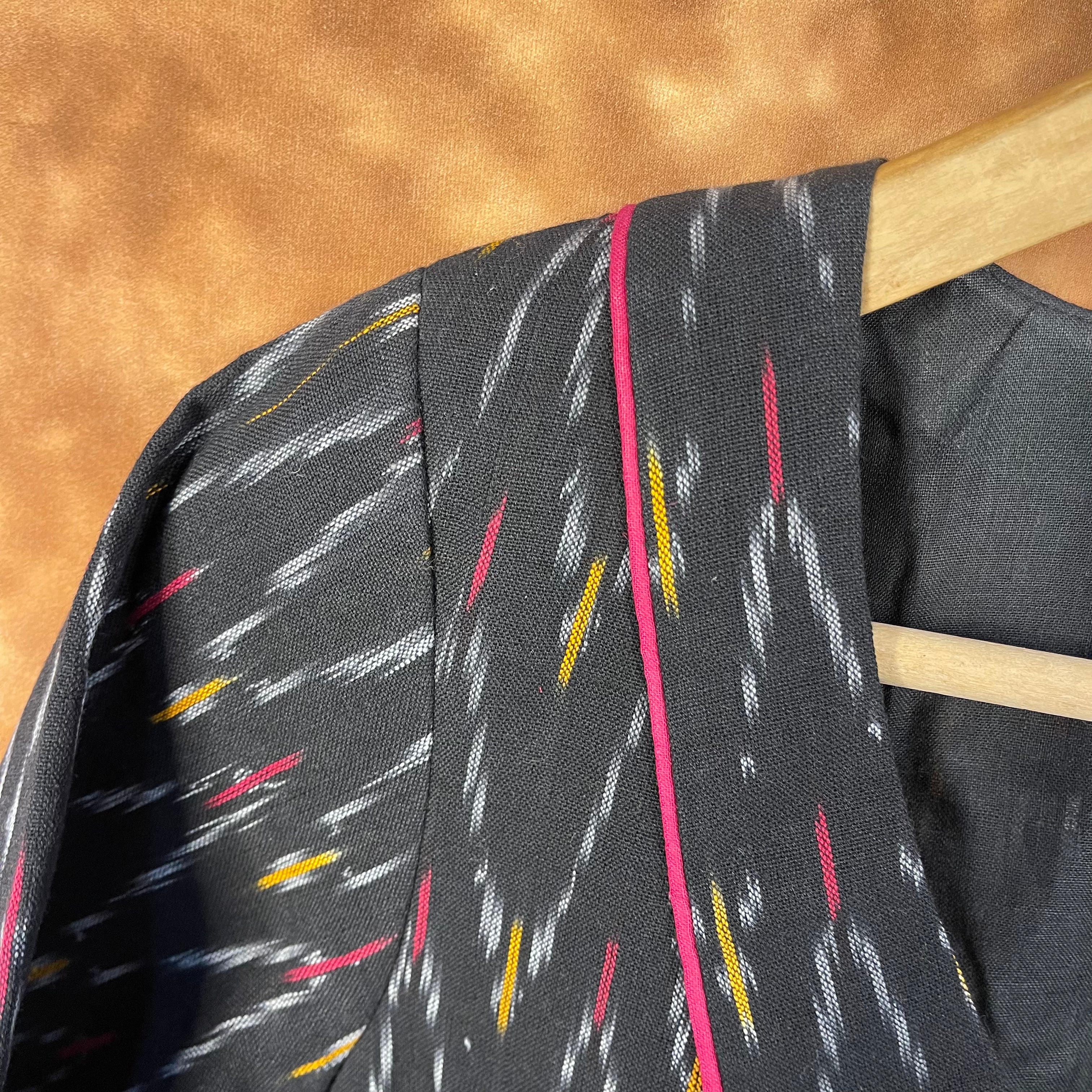 Ikat Riwayaat Black Coloured Ikat Cotton Ready to Wear Blouse - kapda Tailor - Distacart