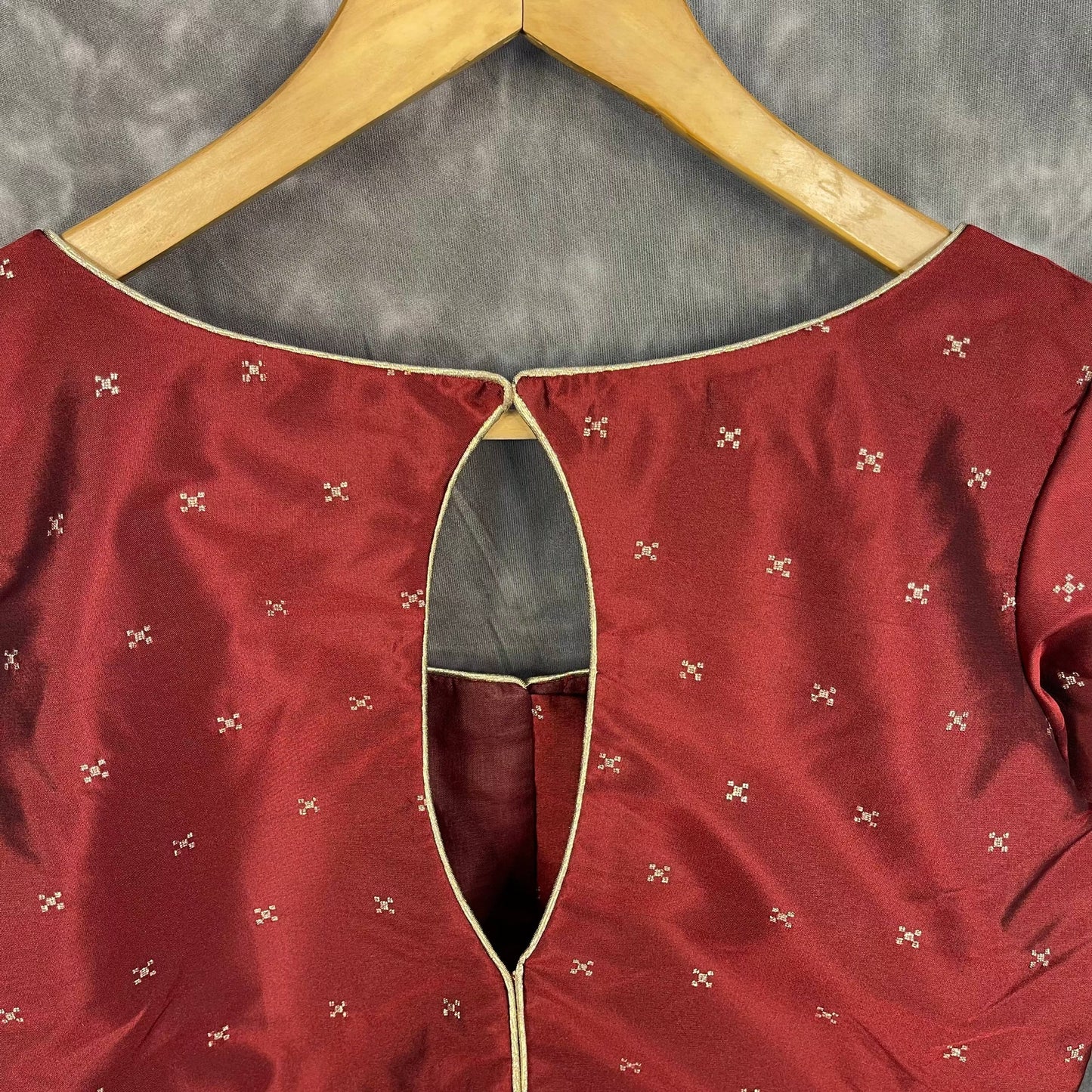 Matargashti Maroon Coloured Silk Ready to Wear Blouse - kapda Tailor - Distacart