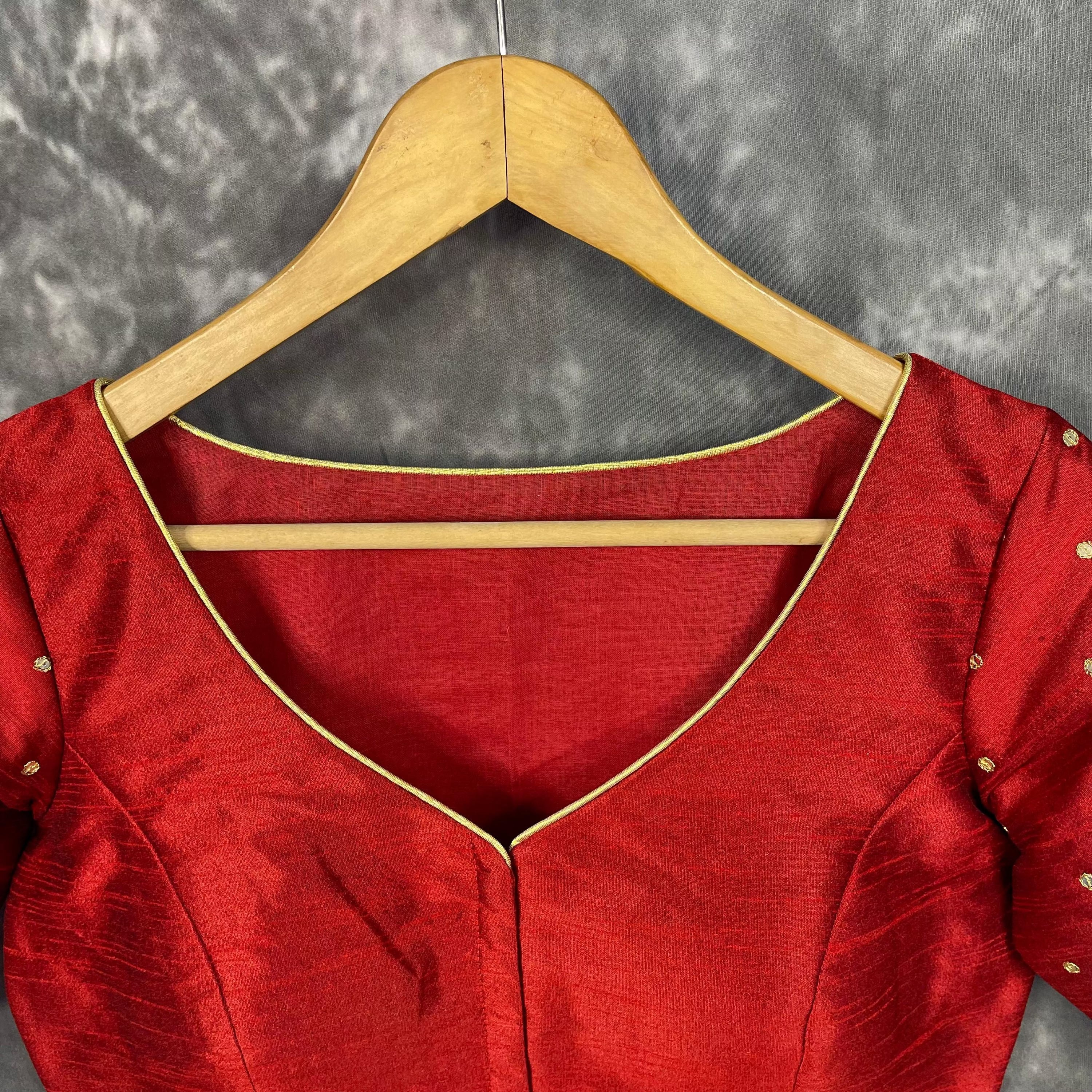 Chaatak Laal Red Coloured Art Row Silk Ready to Wear Blouse - kapda Tailor - Distacart