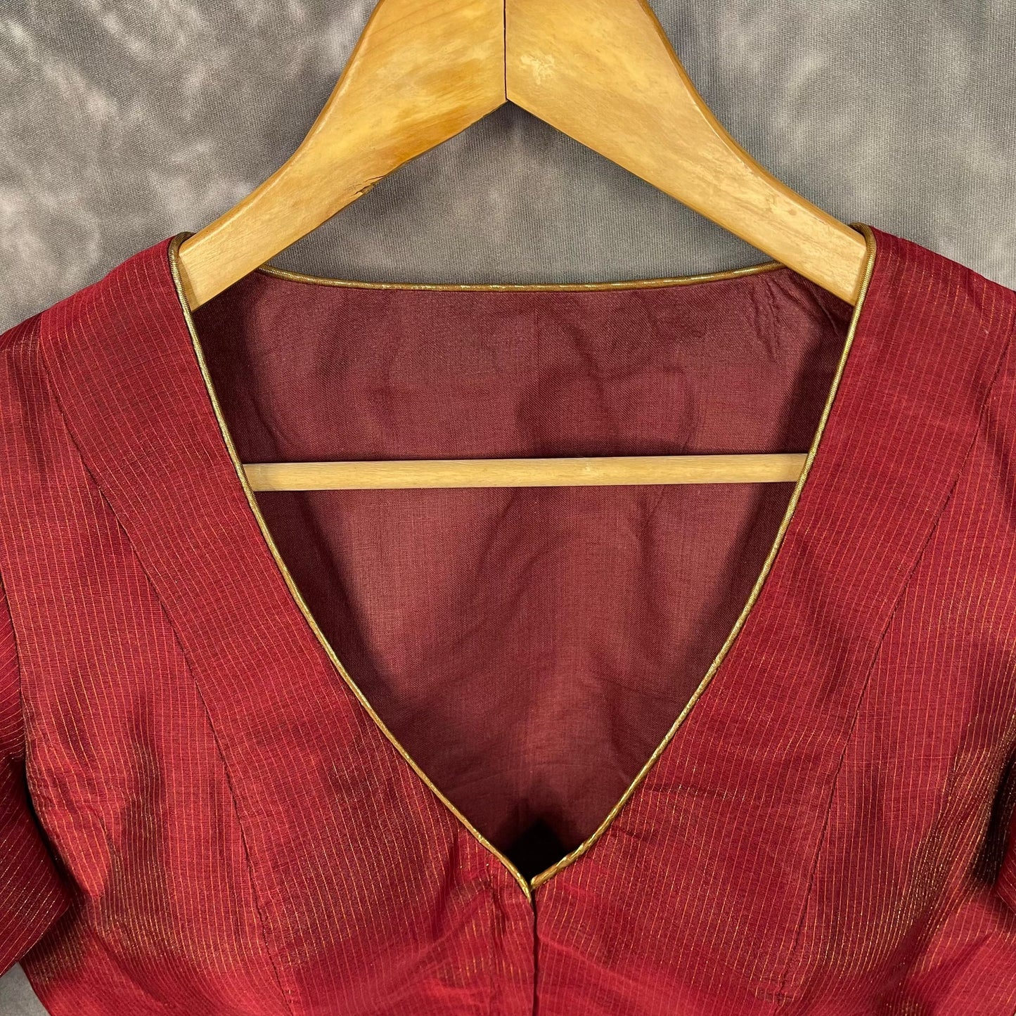Ehsaas Maroon Coloured Silk Ready to Wear Blouse - kapda Tailor - Distacart