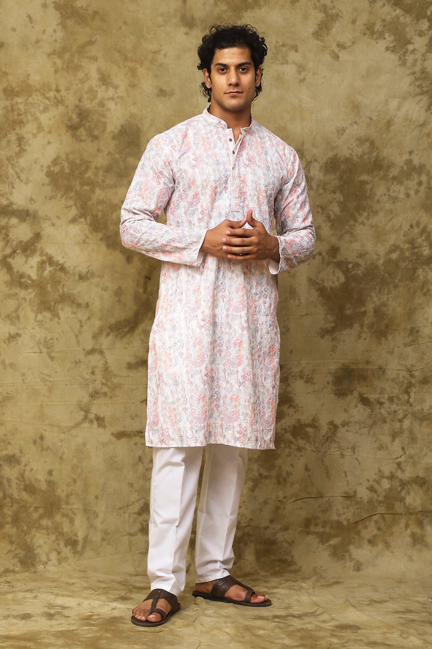 Bluesaanchi Men's Chikankari Embroidered Kurta Set - White & Pink - Distacart