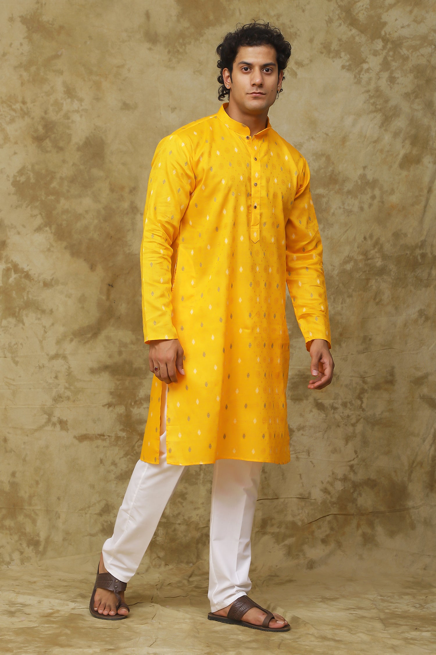 Bluesaanchi Men's Cotton Embroidered Kurta Set - Mustard