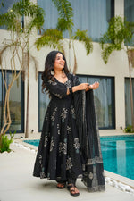 Thumbnail for Avantini Women's Black Muslin Digital Printed Anarkali Kurta Palazzo With Dupatta - Distacart