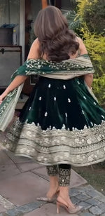 Thumbnail for Yash Enterprise Green Vichitra Silk Party Wear Embroidery Suit Set - Distacart