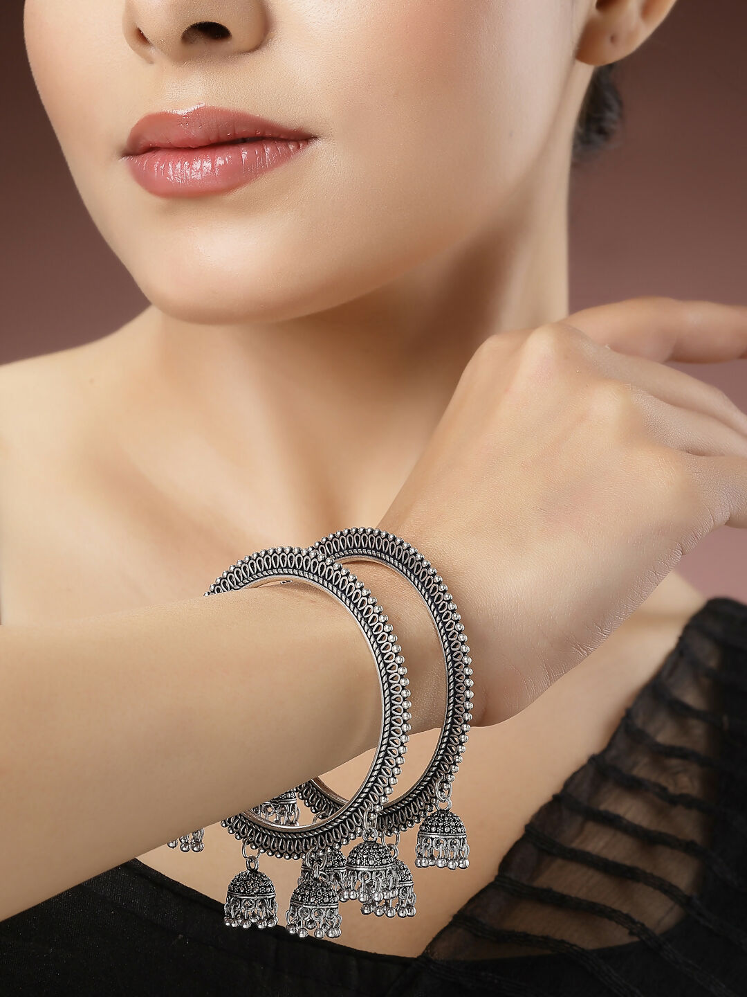 NVR Women's Set of 2 Silver-Toned German Silver Oxidised Bangle - Distacart