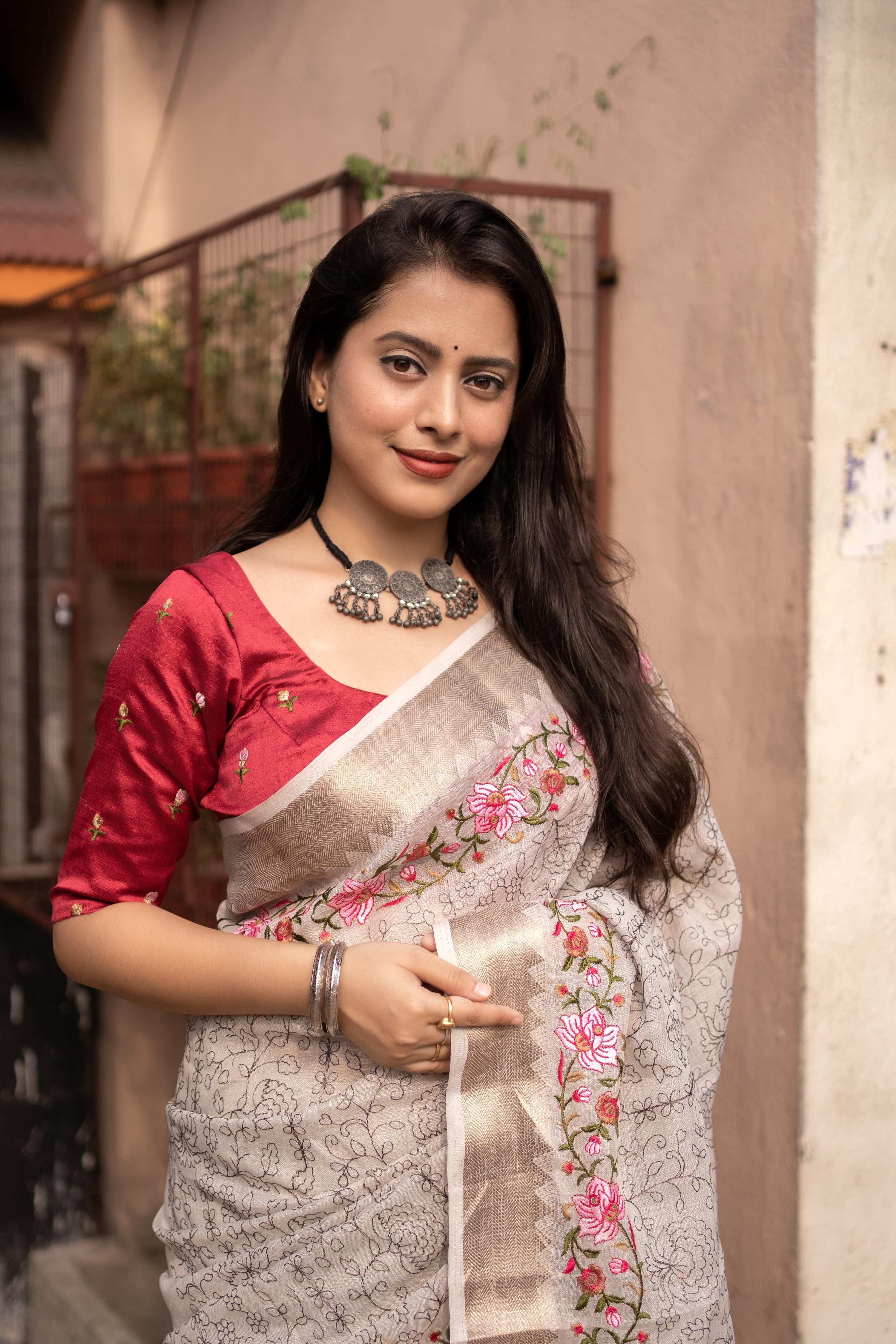 Grey Pure Linen Woven Design Saree with Unstitched Blouse - Hiral Fashion - Distacart