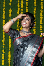 Thumbnail for Jyoti Fashion Women's Black Soft Handloom Silk Zari Woven Saree with Blouse - Distacart