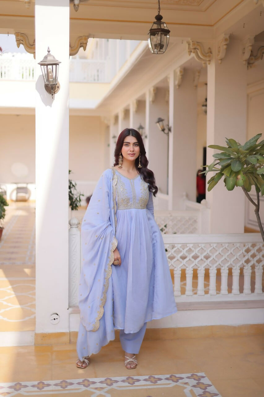 Teeya Creation Womens New Mul Chanderi With Beads Embroidery-Work Kurta Set - Dista