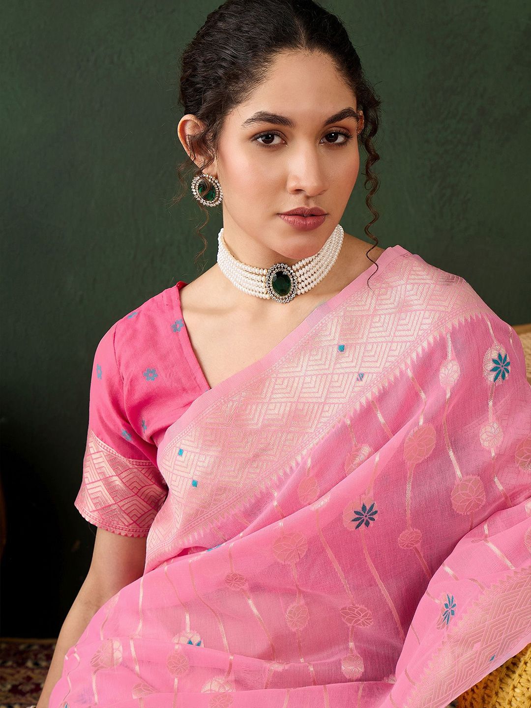 Mitera Ethnic Motifs Woven Design Zari Saree - Distacart