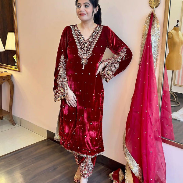 Joban Fashion Deep Maroon Velvet Embroidery Kurta Set - Distacart