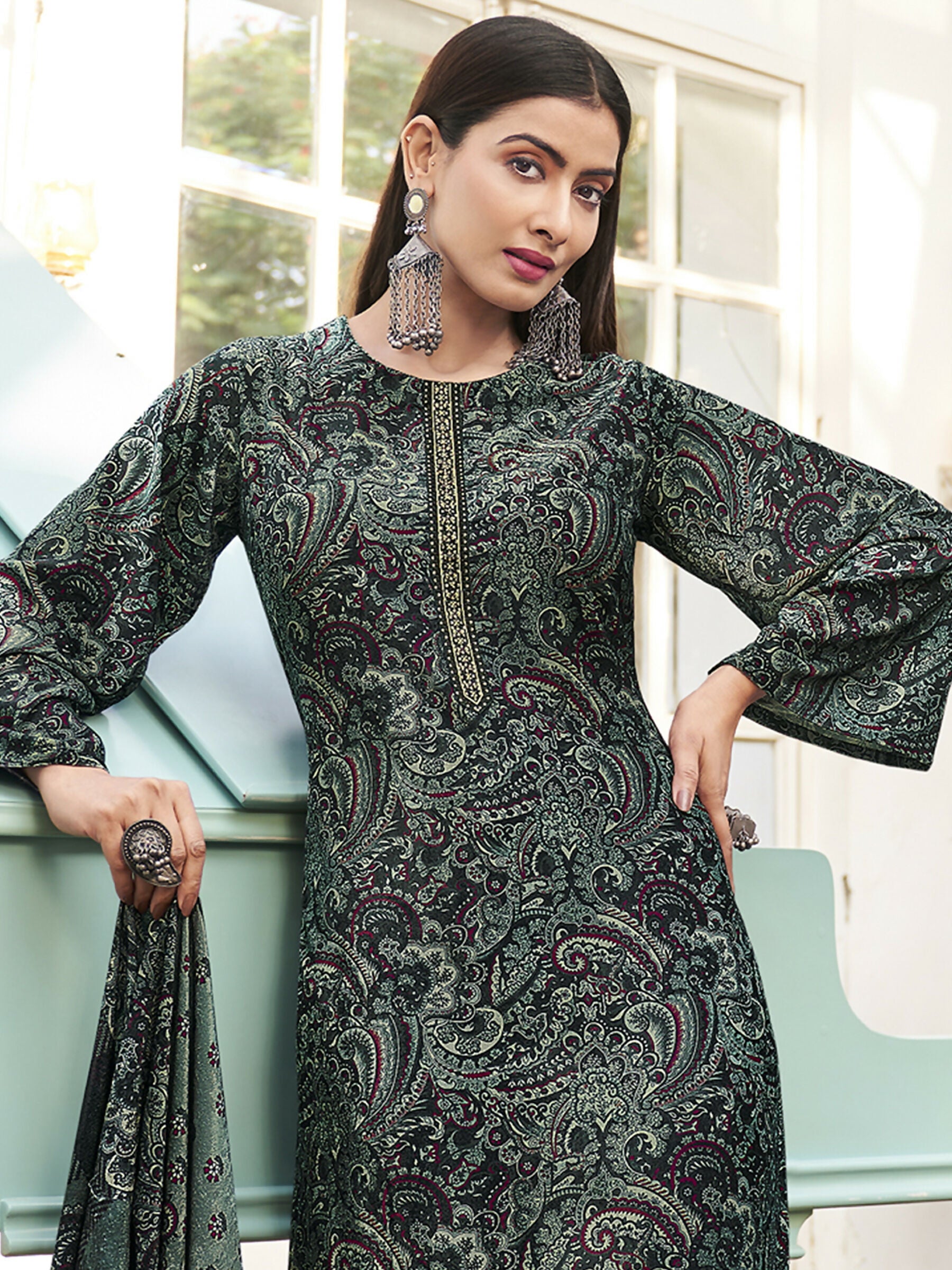 Jyoti Fashion Women's Green Velvet Digital Print with Resham Thread work Kurta with Trouser & Dupatta - Distacart
