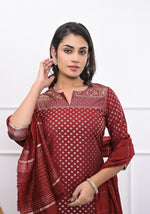 Thumbnail for Juniper Women's Maroon Ethnic Motif Printed Silk Kurta Set With Zari Work - Distacart